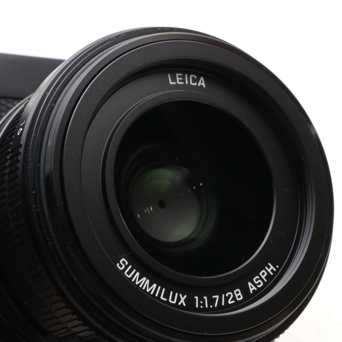 【美品】Leica Q2 ブラック 28mm f/1.7 Leica-Unveils-the-Q2-Monochrom