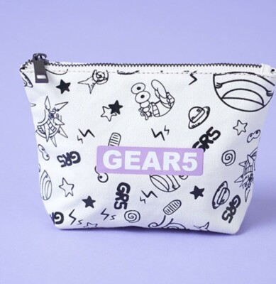 ONE PIECE Monkey D Luffy Gear 5 Mugiwara Store Limited Pouch White Ver Japan New