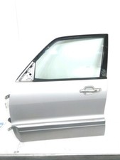 Porte avant et accessoires Mitsubishi PAJERO