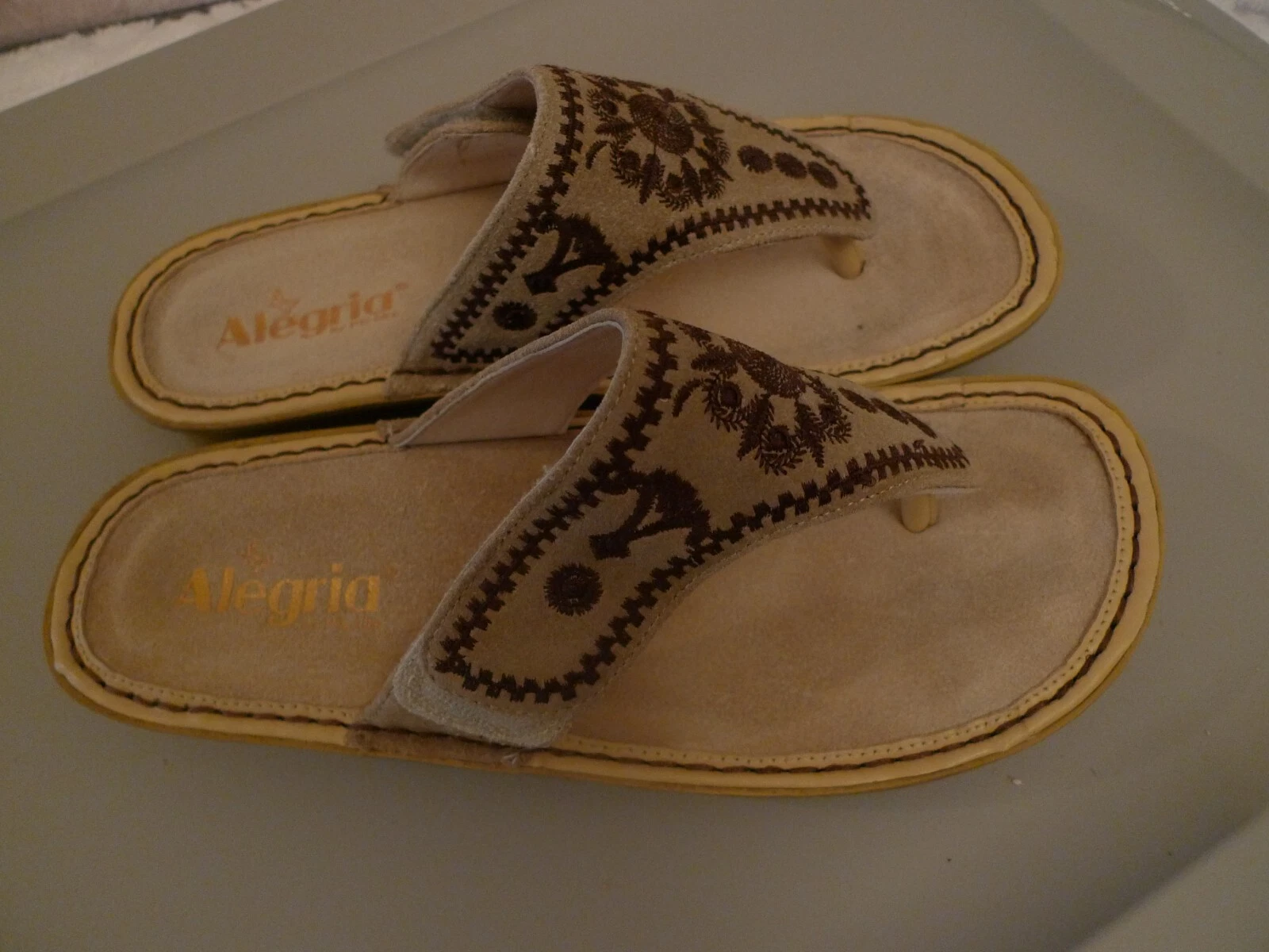 VANS Sandali donna Alegria Vanessa Mandala tanga naturale EUR 39 US 8 5 9 VAN 178