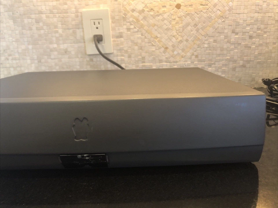 TiVo Series 2 Model TCD240080 40GB DVR Digital Video RECORDER & TiVo REMOTE - Image 4 of 4