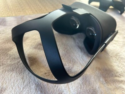 Meta Oculus Quest 1 64GB VR Headset Black - Standalone Virtual