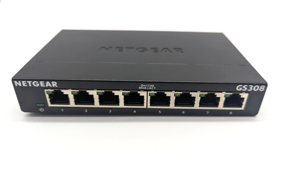 Netgear GS308v3 8-Port Gigabit Switch | Unmanaged | Gebraucht  | Plug & Play