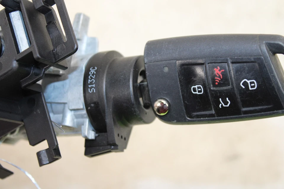 Interruptor de encendido Volkswagen GTI 2019-2021 con llave OEM NB67 Foto 3 de 4