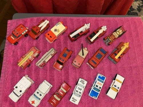 Vintage Matchbox Hot Wheels Fire Truck Lot Emergency Police Rescue Engine Lot 18