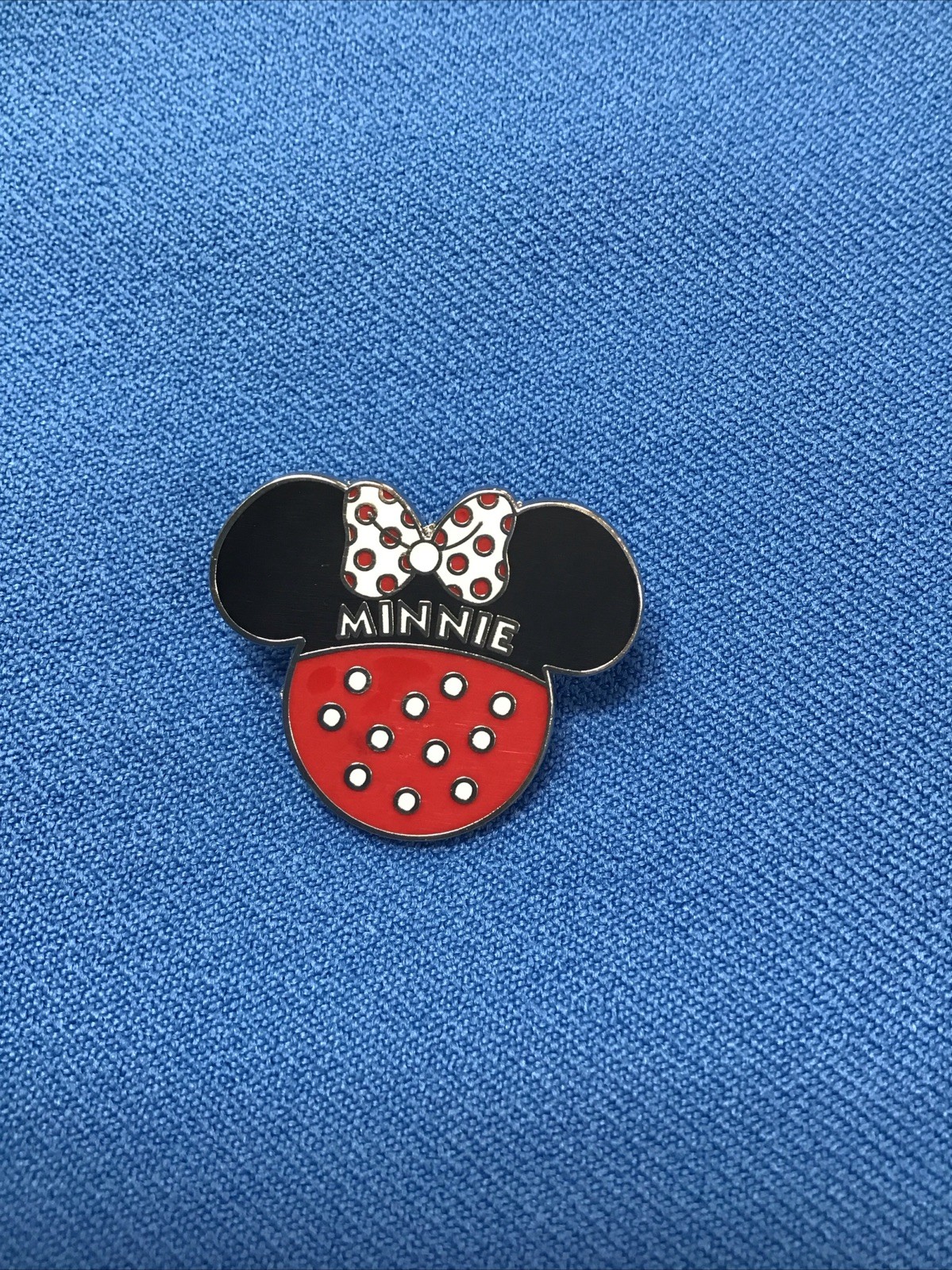 Disney Mickey And Minnie Icons Pin
