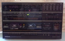 Soundesign 5968 Audio Core Dual Dubbing Cassette Tape- AM/FM Radio & Equalizer