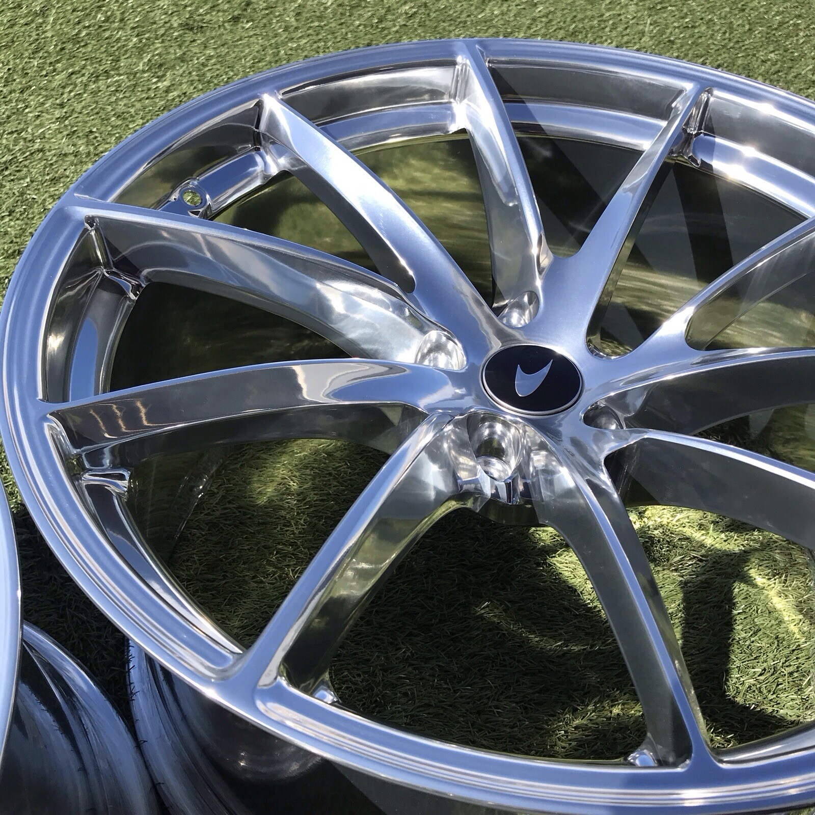 19 20 MCLAREN 720S RIMS STOCK ORIGINAL RIMS OEM 14B0405CP CERAMIC COATED 720 S
