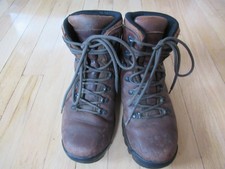 merrills hiking boots