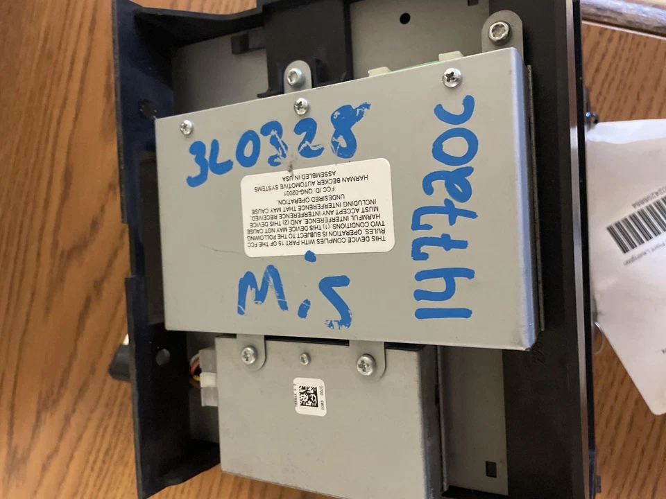 Used Infotainment Display fits: 2003 Lexus LX470 player navigation Grade A - Image 3 of 4