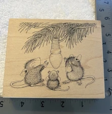 House Mouse Designs Stampa Rosa Christmas Warm Tree Light C43 Rubber Stamp
