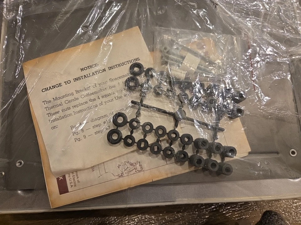 Black & Decker Spacemaker PDC401A Under Cabinet Coffee Maker Thermal Carafe RARE - Image 2 of 4