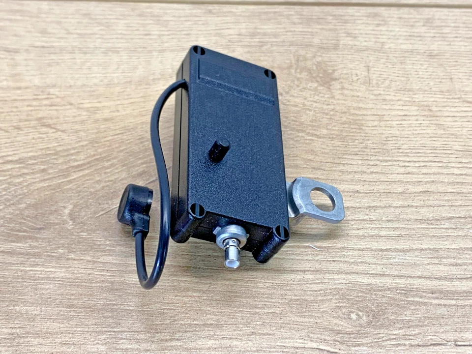 2005-2016 Land Rover Range Rover LR3 LR4 Antenna Amplifier Module XUC000080 NEW - Изображение 3 из 4