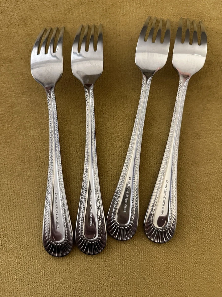(4) Tenedores de cena Wallace Wickham 18/10 cuentas de acero inoxidable - Excelente estado Foto 4 de 4