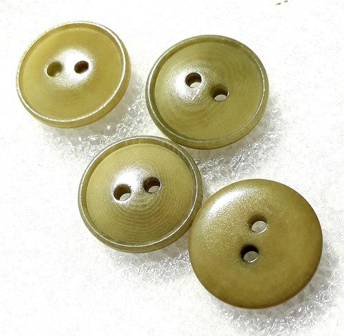 4 Corozo Ivory Nut Buttons 2 Hole Nature Red Olive Knit Crochet 12mm - 20mm - Picture 3 of 16