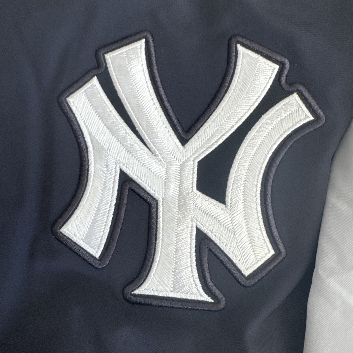 Nike New York Yankees Dugout Performance Full-Zip Jacket