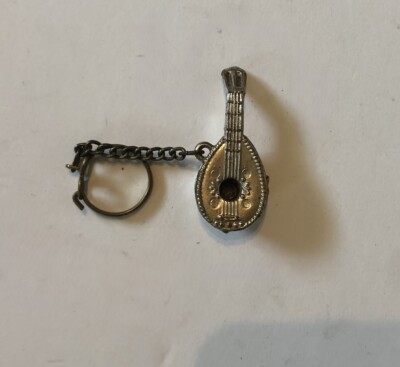 Schlüsselanhänger Mandolinenform