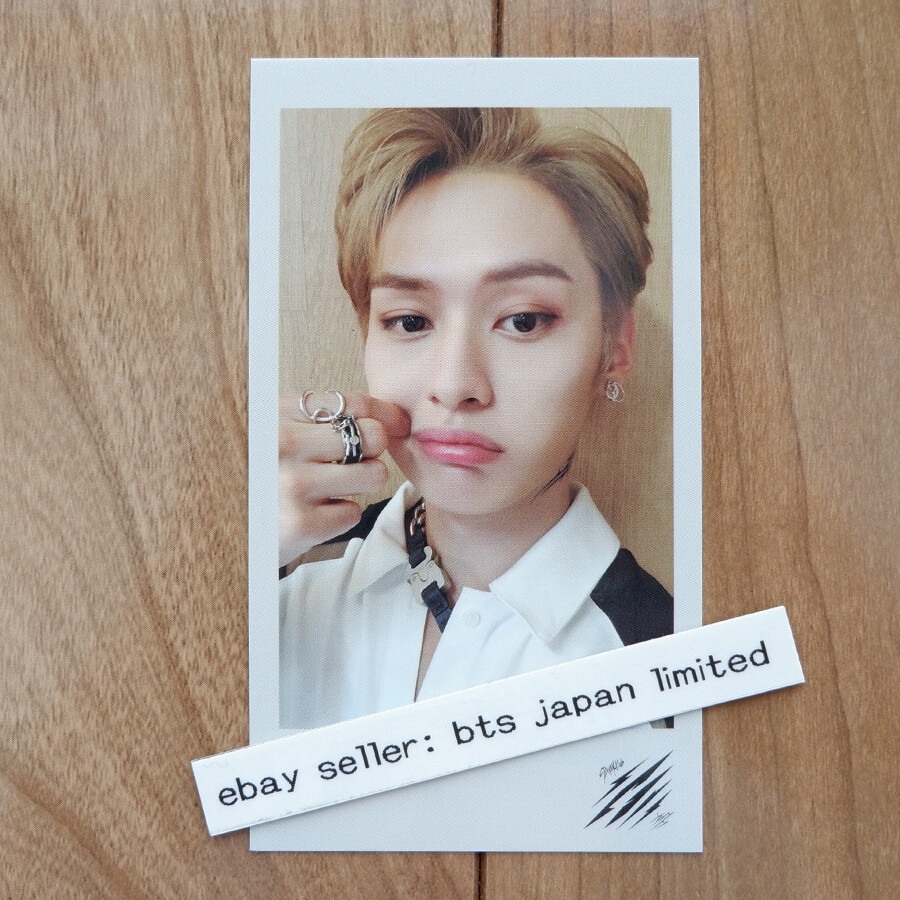 Stray Kids Lee Know Scars / Thunderous Official Photocard A