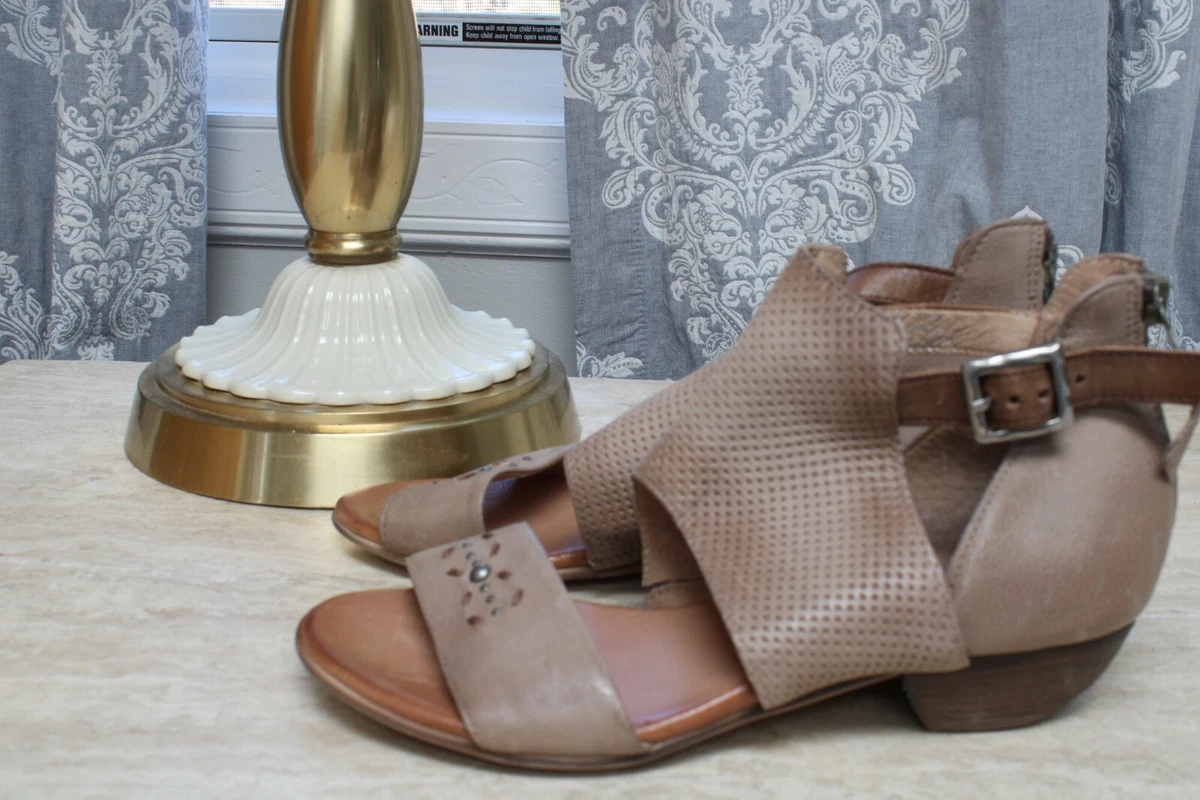 Leather deals cutout sandals