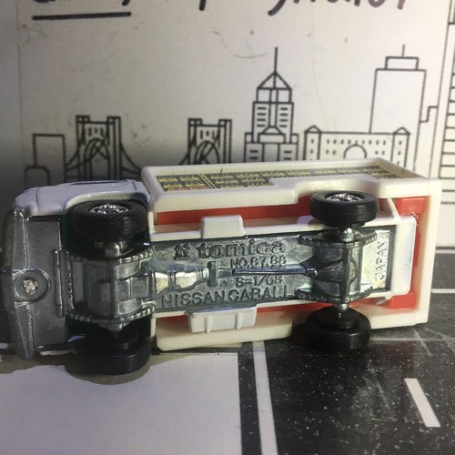 Tomica Takara Tomy #87 Nissan Caball Beverage Delivery Truck White VTG Japan NM - Picture 12 of 12