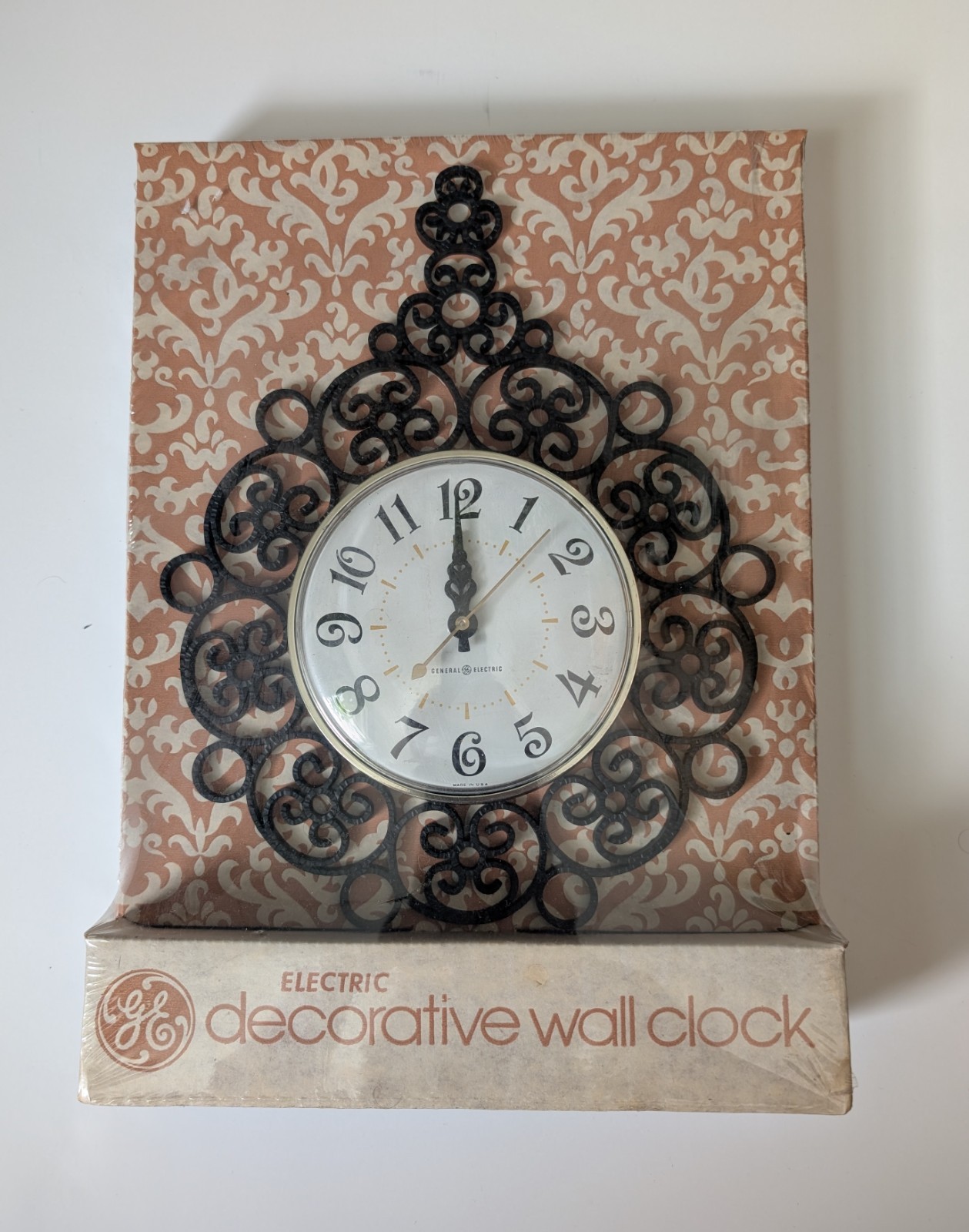 Vintage New Old Stock GE Retro Mid Century Wall Clock USA SEALED