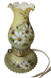 Vintage Electric Hurricane Boudoir Green Glass Lamp Hand Painted Daisies