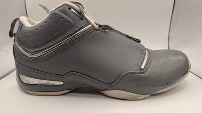 VNTG  Sz 10.5 - Nike Air E2W Cool Gray Chrome White 2002 Basketball 306050-002