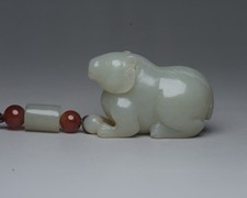 Certified Natural Hetian Jade Handcarved Exquisite Bear Pendant 30208