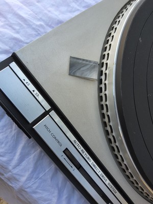 Platine Vinyle JVC L-A55 Argent – Direct Drive, Retour Auto – Vintage Et Fonctionnelle