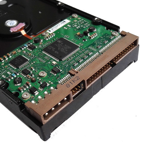 Seagate Barracuda 7200.10 250GB ST3250820A 7200RPM PATA 3.5" HDD Hard Drive - Picture 3 of 3