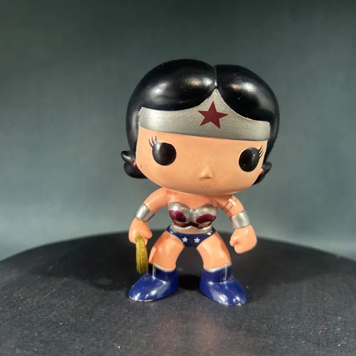 Funkop Pop DC Universe New 52 08 Wonder Woman Vinyl Figure 2010