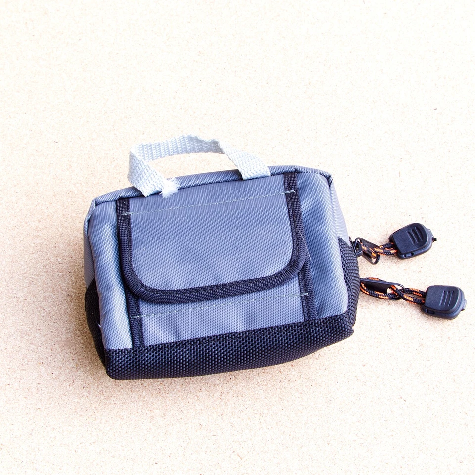 Samsonite Small Camera Pouch with two zipper pockets hook & loop wide belt loop - Image 3 of 4