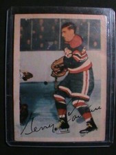 VERY RARE ! VINTAGE 1953-54 PARKHURST CHICAGO BLACK HAWKS GERALD DOC COUTURE !!