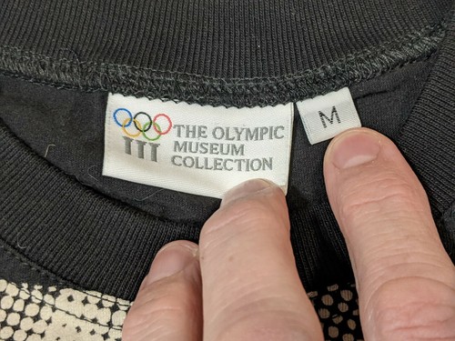 Olympic Museum Collection Runner Marathon decathlon I'm a Hero shirt Medium blk - Picture 3 of 7
