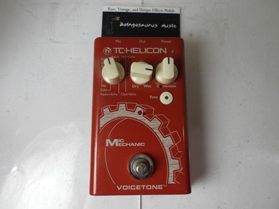 TC Helicon Mic Mechanic Vocal Delay Echo Reverb Effects Pedal v1 Version 1