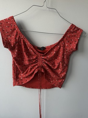 Faded Rose Ruched Floral Cap Sleeve Crop Top Red Size Medium