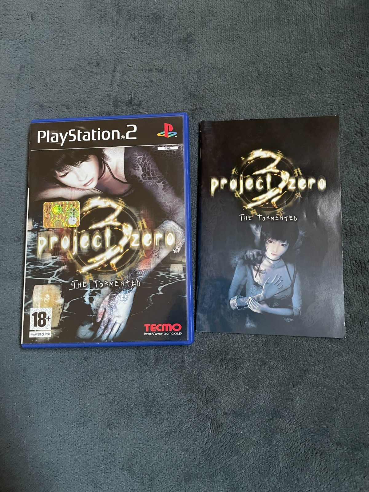 Project Zero 3 The Tormented complet sur Playstation 2 PS2 - ITA avec FR cd TTBE