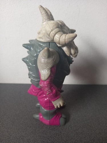 Vintage 1987 Transformers Pretenders Skullgrin Takara Hasbro 18 CM - Picture 3 of 9