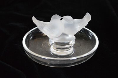 LALIQUE SIGNED CRYSTAL FRANCE FROSTED LOVE BIRDS KISSING RING