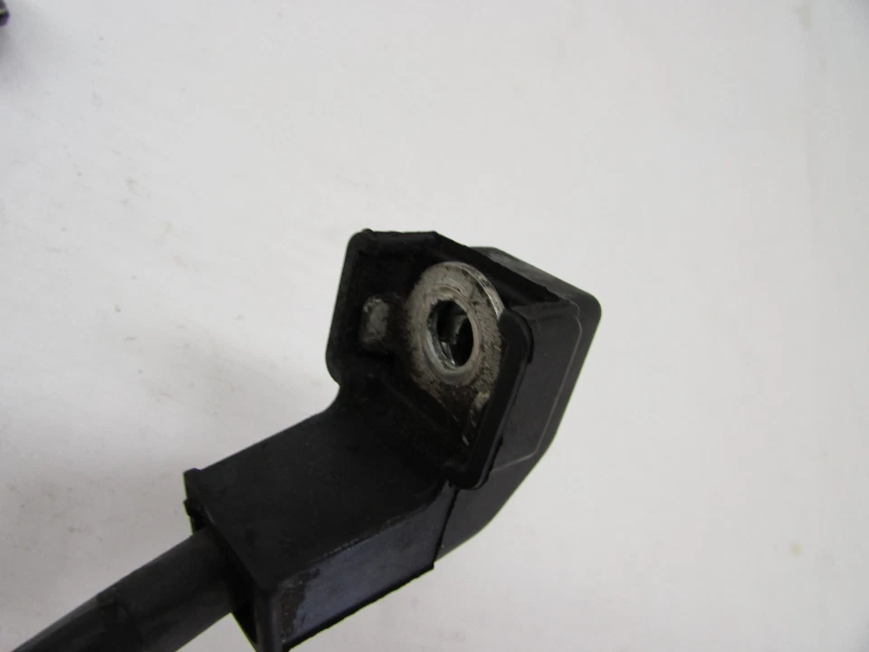 2002 VOLVO S60 CHICOTE DE FIOS DE BATERIA NEGATIVO FABRICANTE DE EQUIPAMENTO ORIGINAL 01 02 03 04 - Imagem 4 de 4