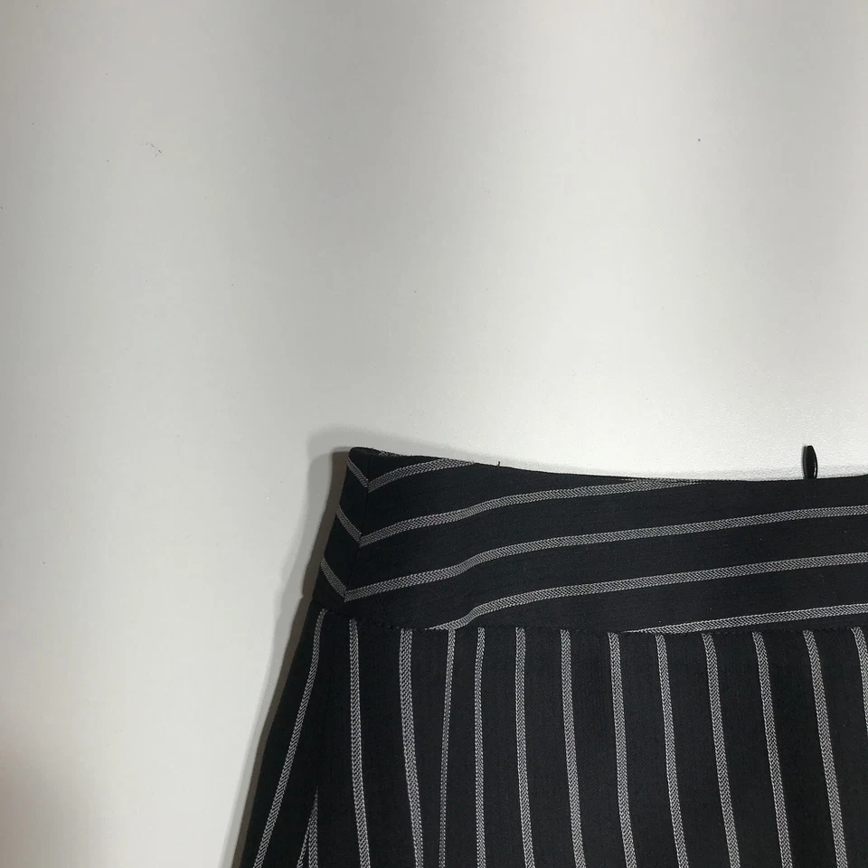 Saia lápis Armani Collezioni Itália listrada preta lã seda essencial tamanho 4 - Imagem 3 de 4