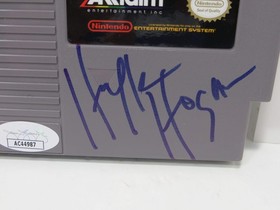 HULK HOGAN SIGNED WWF WrestleMania Nintendo NES CARTRIDGE GAME JSA COA