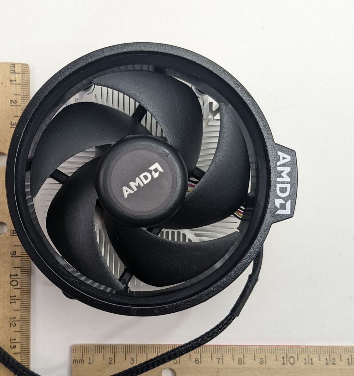 AMD RYZEN 5 5600x Fan and Heatsink Only (NO CPU) for 3.7 GHz AMD RYZEN 5 5600x Fan and Heatsink Only (NO CPU) for 3.7 GHz