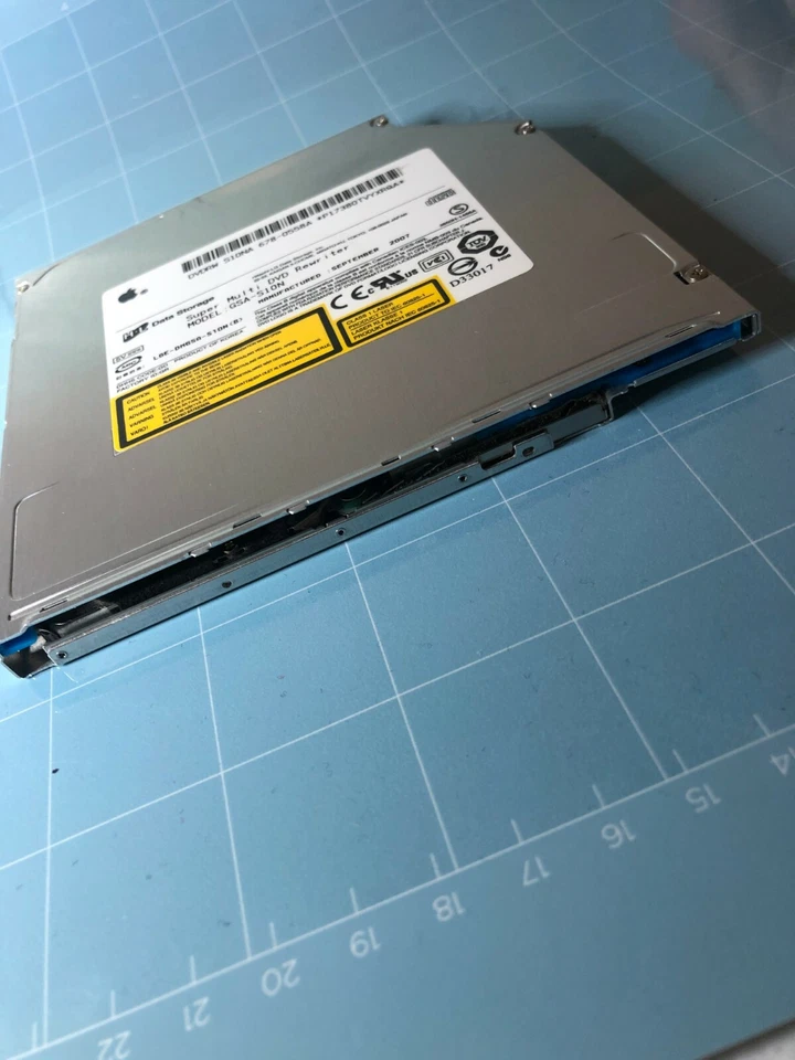 GSA-S10N IDE DVD-RW Superdrive for Apple MacBook & MacBook Pro, Brand New! - Image 4 of 4