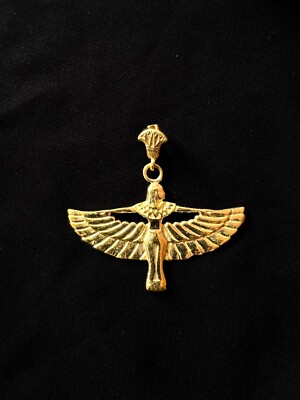 Altägyptische Göttin Isis Anhänger aus Stein, Handarbeit geflügelte Göttin Amulett