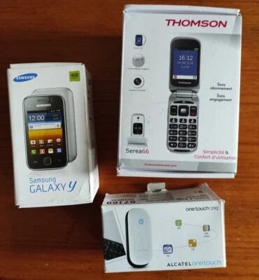 Lot De 3 Téléphones Vintage Portable Android Samsung Thomson Alcatel - Photo 1/2