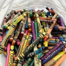 2lbs 14oz Of Mixed Crayola Crayons