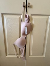 SKIMS Wireless Form Push-Up Bra Clay 38A NWT Seamless Nude