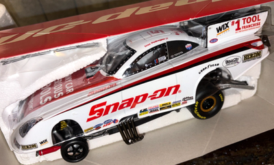 Auto World Cruz Pedregon 2011 Snap-on Toyota 1/24 Scale NHRA Funny