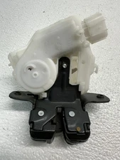 2016 2018 TOYOTA COROLLA SCION IM TAILGATE LIFTGATE MOTOR LOCK LATCH ACTUATOR